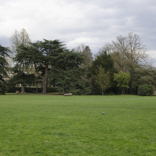 2016-04-13-Hammersmith-and-Fulham_Fulham-Palace-_Main-Lawn