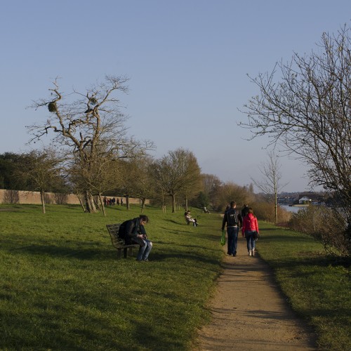 20160313-Thames-Path-Hampton-Court-to-Kingston_People