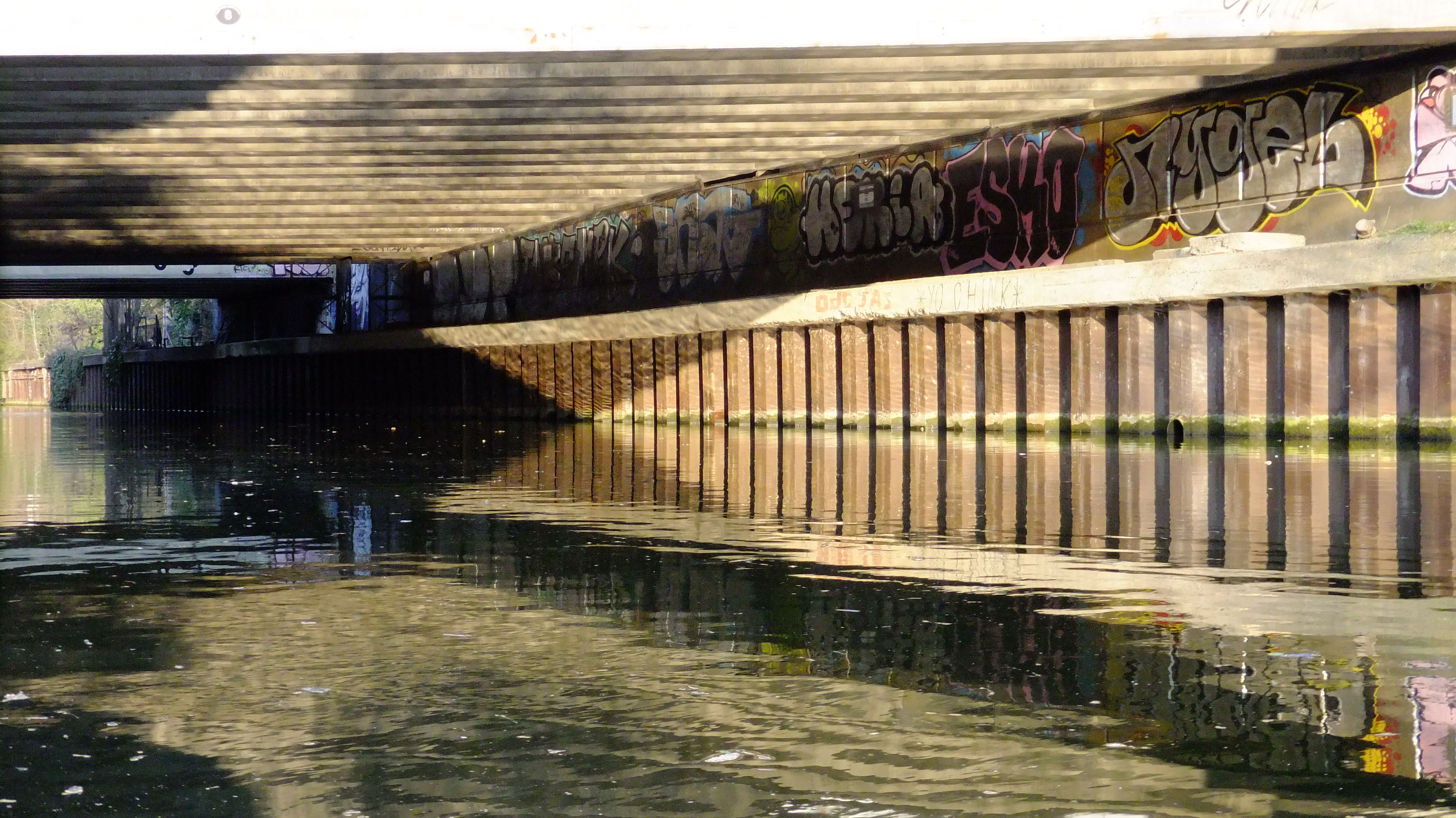 20160317_Tower-Hamlets_Hertford-Union-Canal_Beyond-the-Underworld