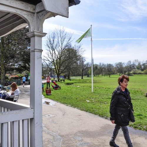 20160412_Enfield_Enfield-Town-Park-South_Morning-coffee
