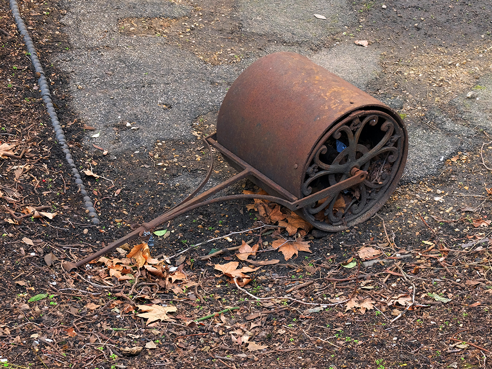 Malet-St-Gardens-Roller