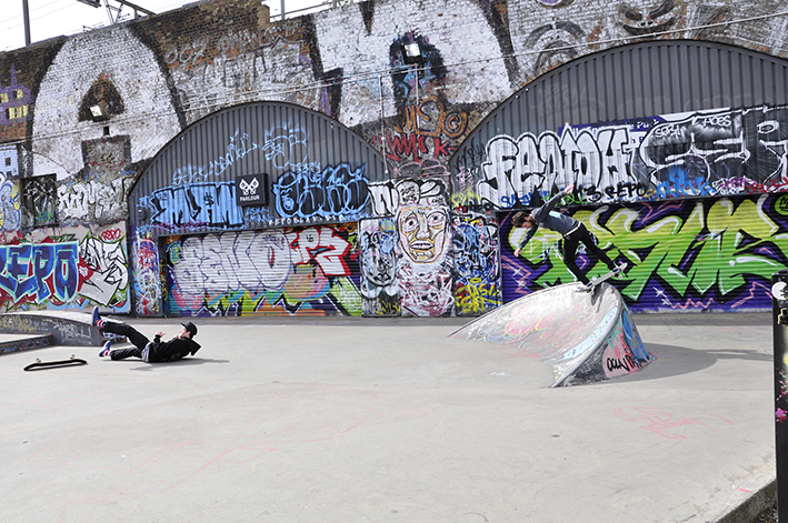 20160410_Tower-Hamlets-_Mile-End-Park_Board-skating-area