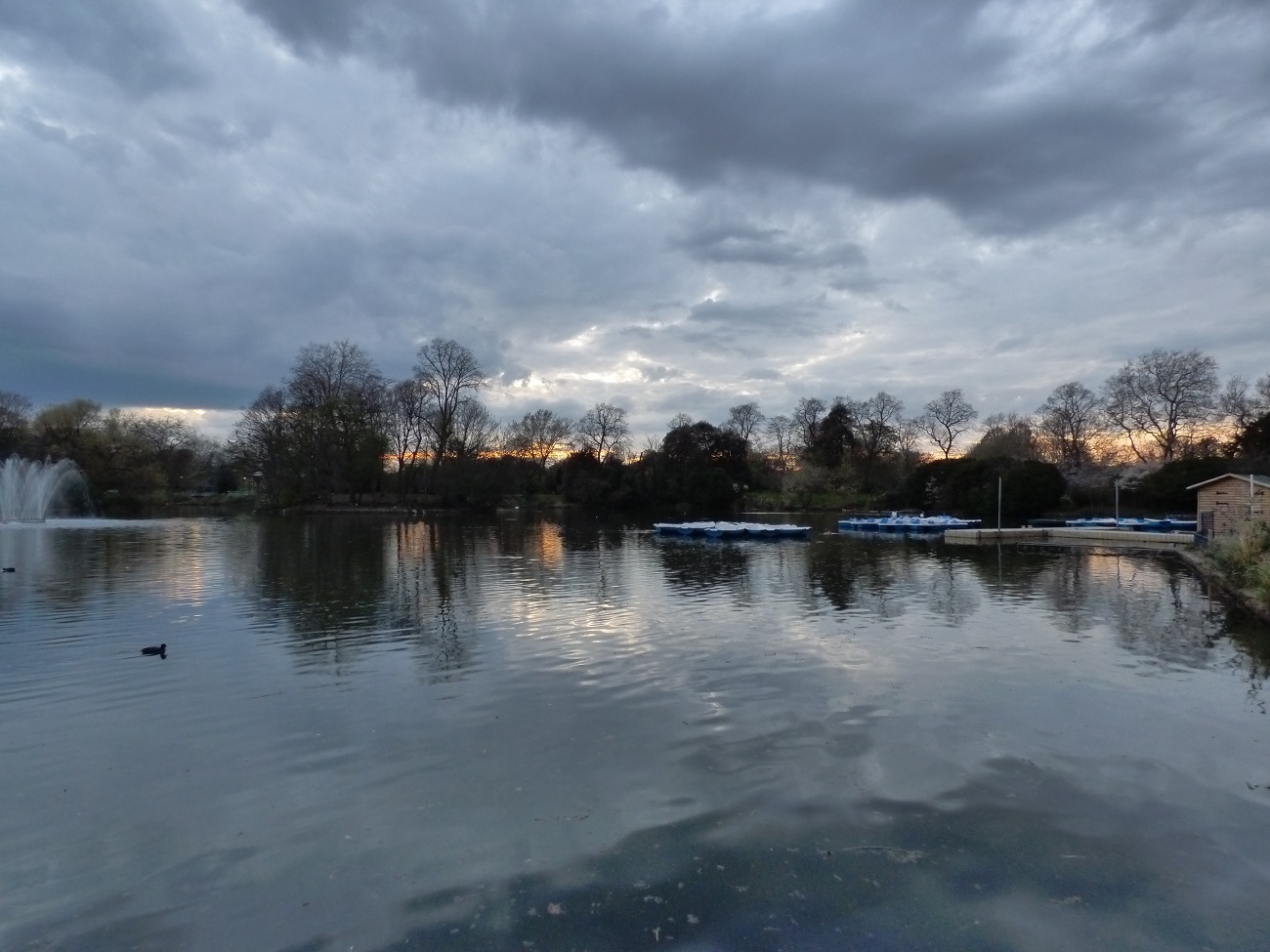 20160413_Tower-Hamlets_Victoria-Park_West-Boating-Lake