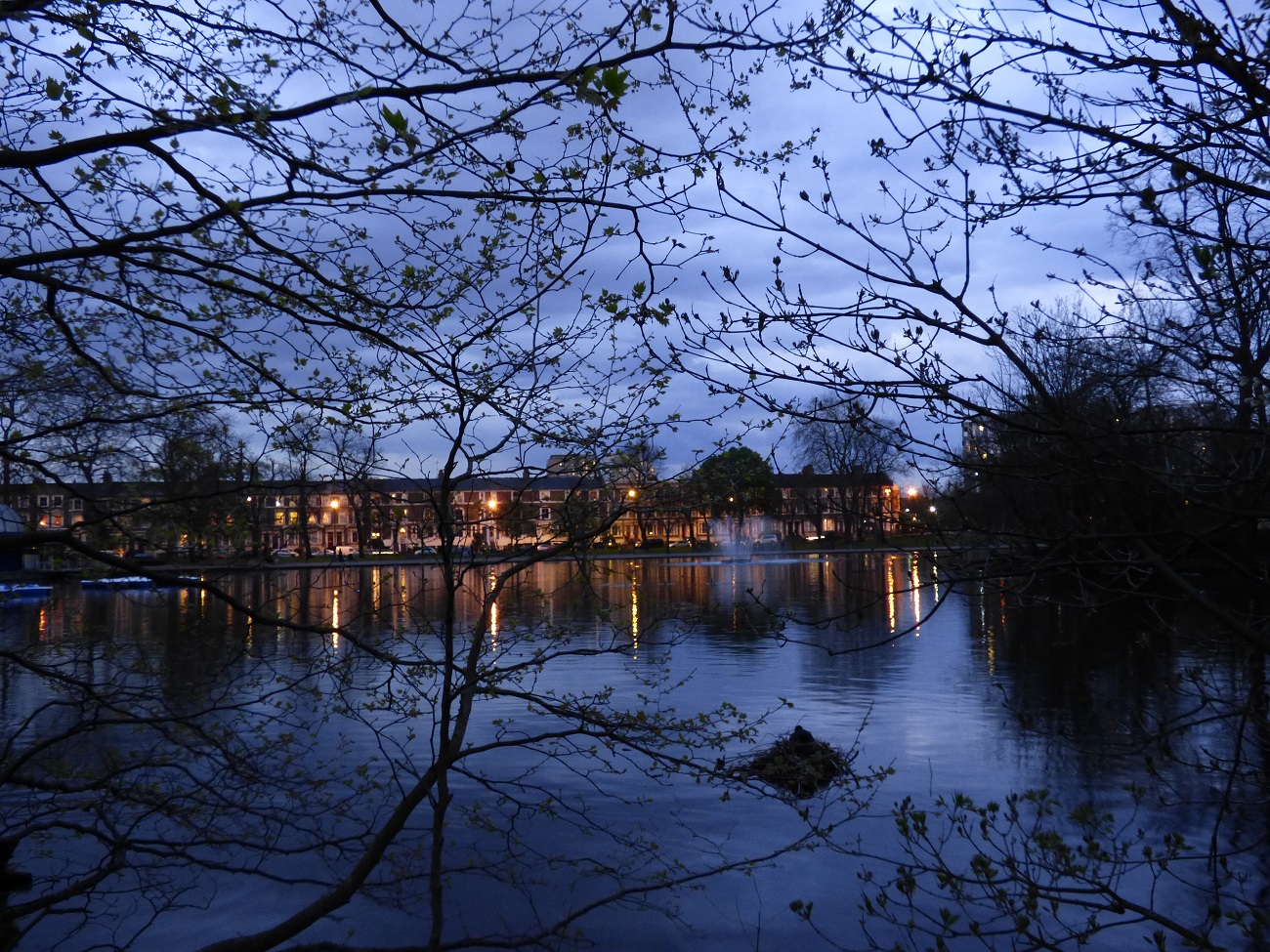 20160413_Tower-Hamlets_Victoria-Park_West-Park-view-of-Old-Ford-Road