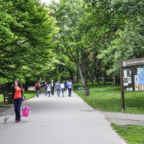 20160526_Kensington_Holland-Park_Evening-stroll-with-a-pooch