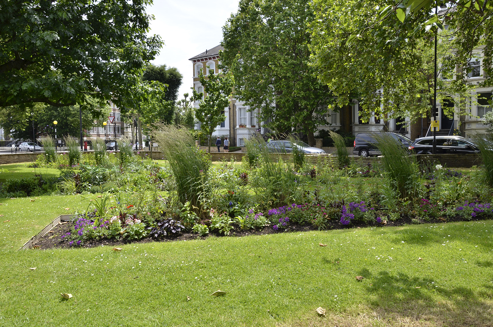 20160619-Hammersmith_Summer_Small-Parks_Landscape_St-Quintin-Gardens