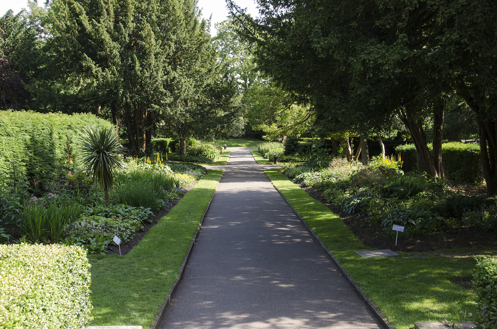 2016-07-06-Camden_Waterlow-Park_Formal-Garden_Landscape