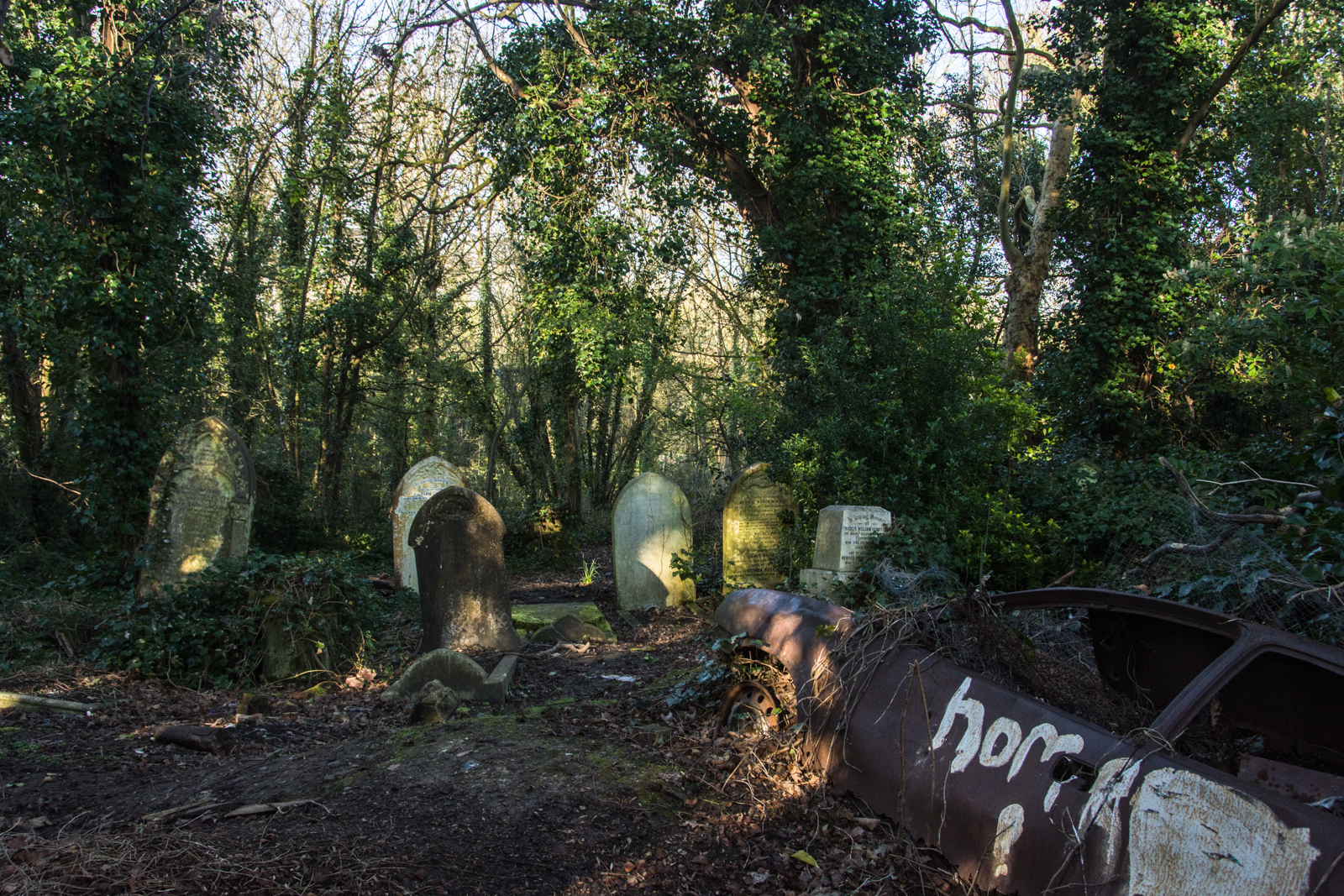 20160410_Barnet_StPancrasandIslingtoncemetry-2