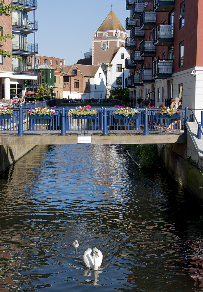 20160719_Kingston-Upon-Thames_Charter-Quay_View-of-Kingston-from-Charter-Quay