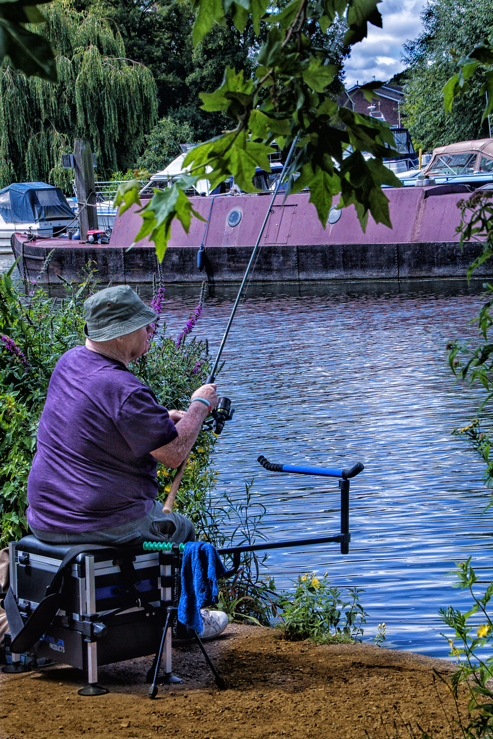 4987-Fishing-on-the-Thames-Kingston