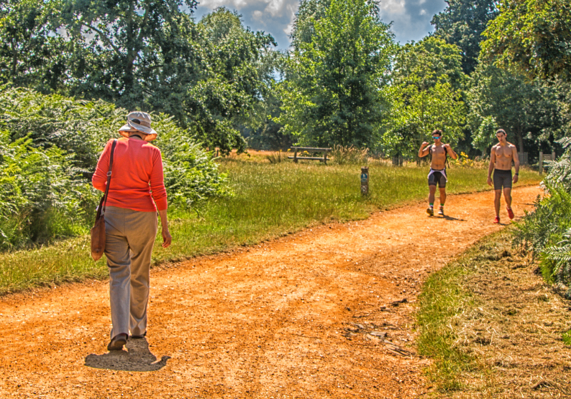 5213-Hiking-in-Richmond-Park-cropped-tighter