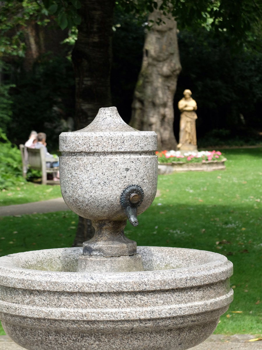 Drinking-fountain-St-Georges-Gardens