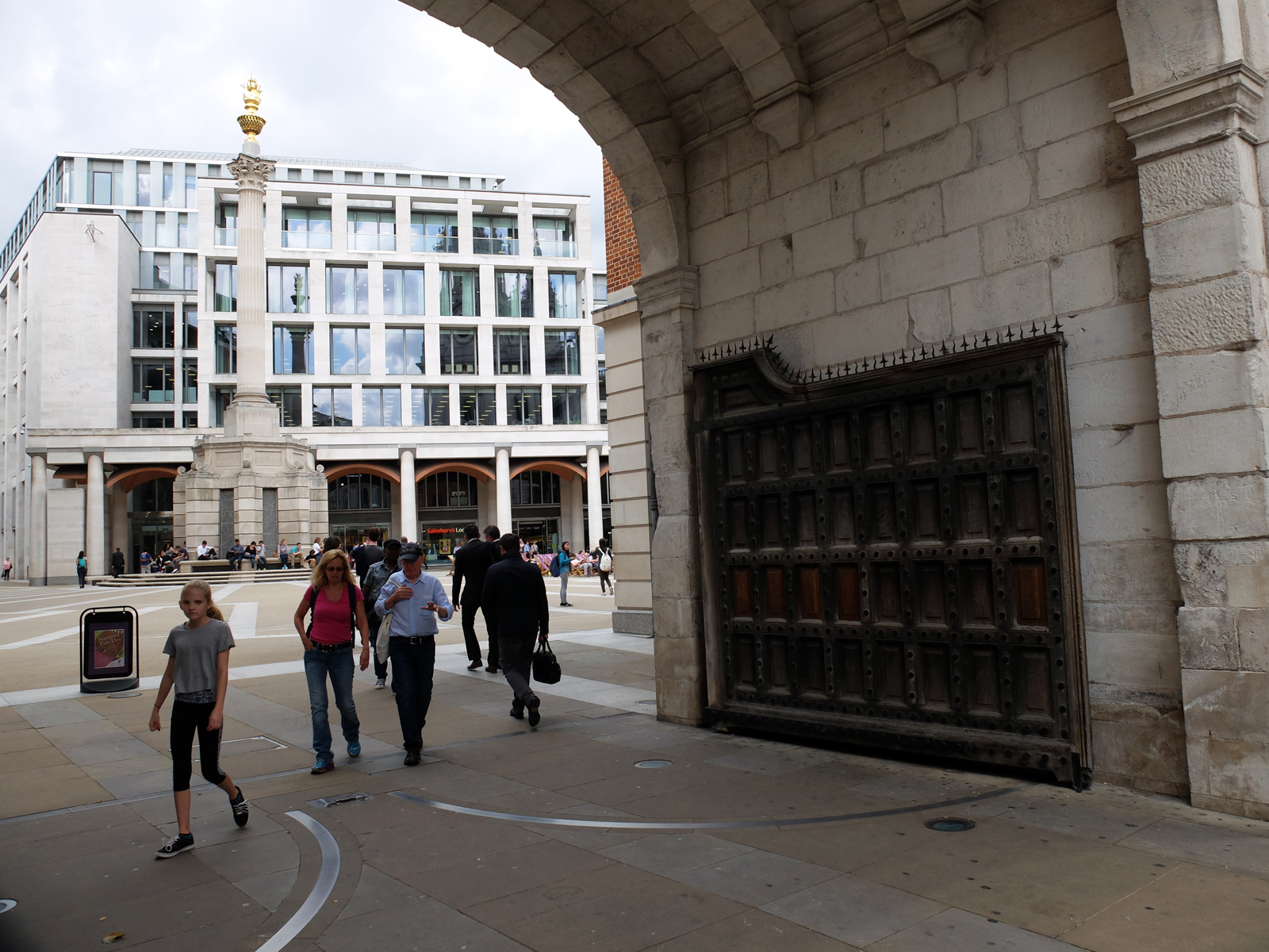 Paternoster-Square-landscape