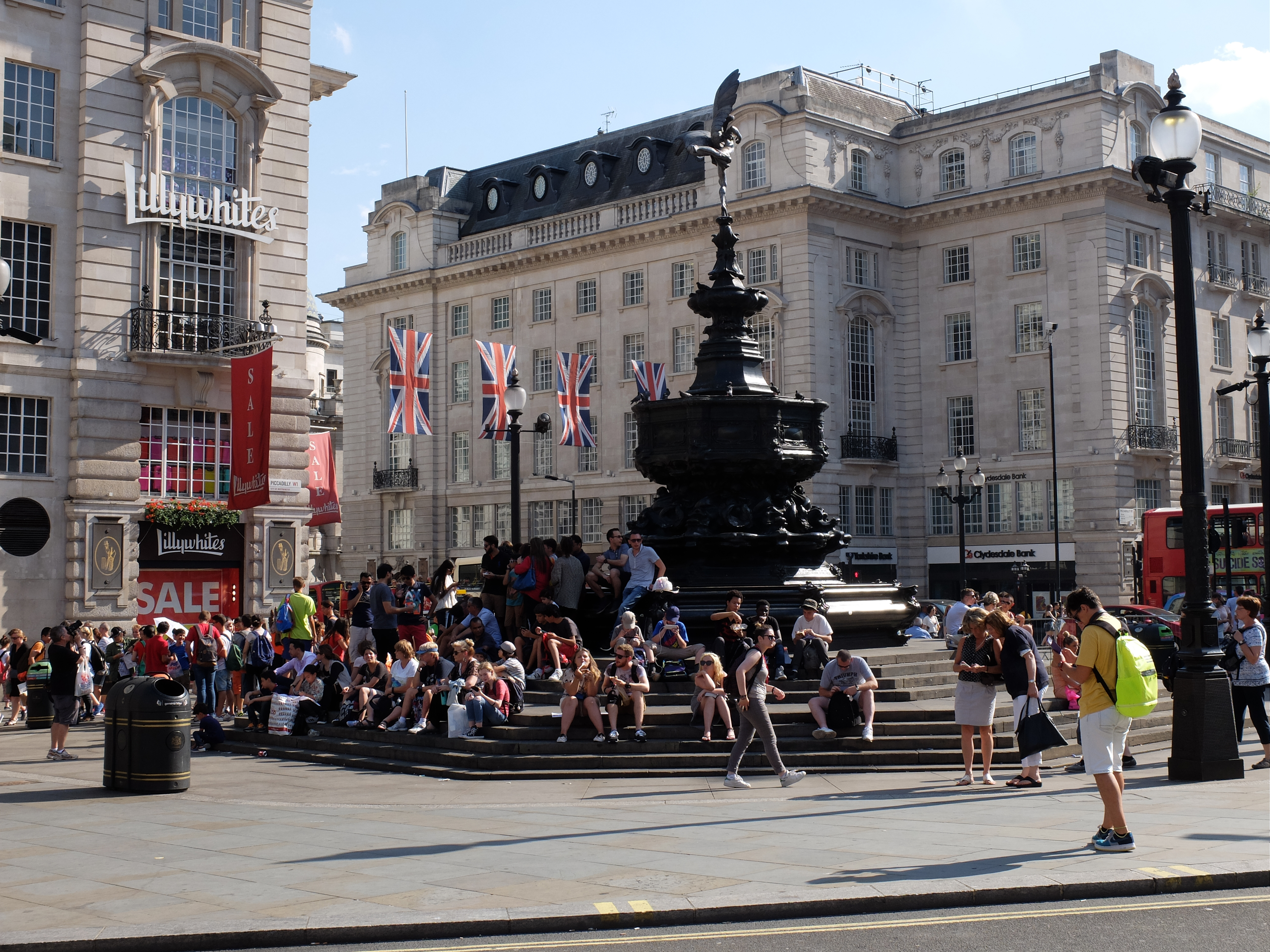 Piccadilly-Circus