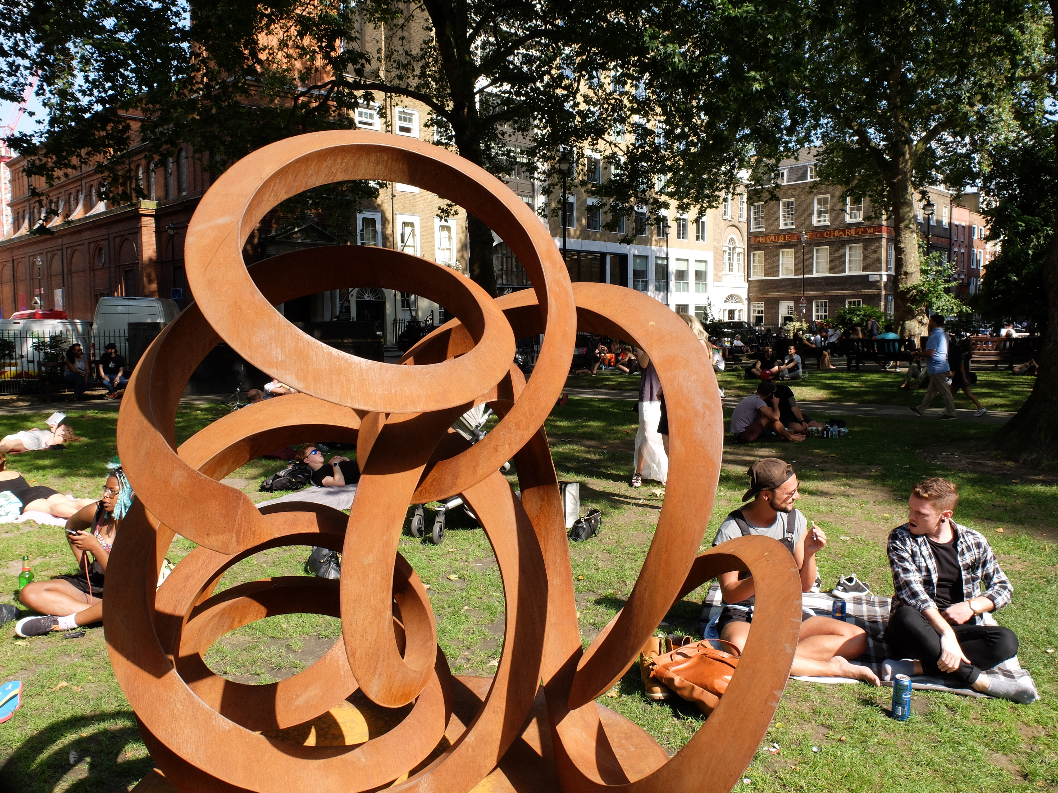 Soho-Sq-Sculpture