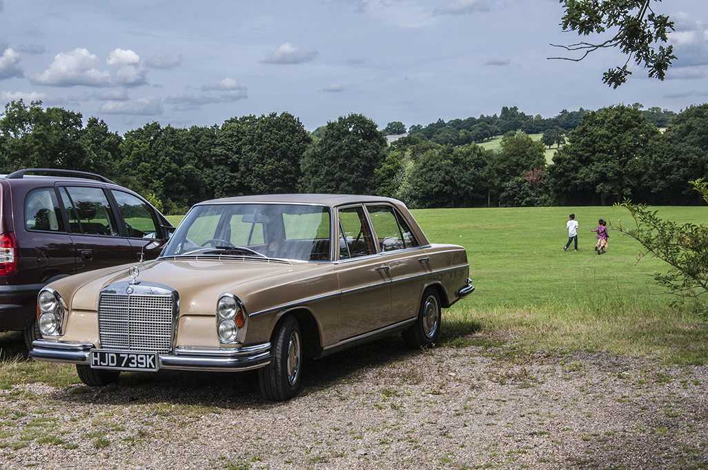 20160805_Barnet_Greenvue-Mill-Hill-Country-Club_Flashy-car