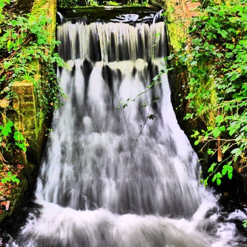 20160810_Borough-of-Merton_Watermeads-Nature-Reserve_Waterfall-at-Watermeads