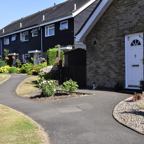 20160816_Broxhill-Road_Front-gardens