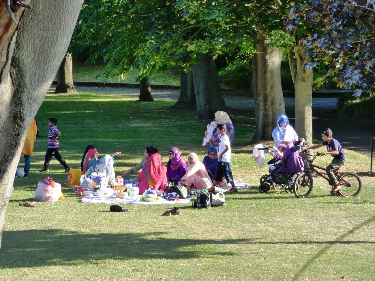 20160817_Tower-Hamlets_King-Edward-VII-Memorial-Park_Family-Picnic