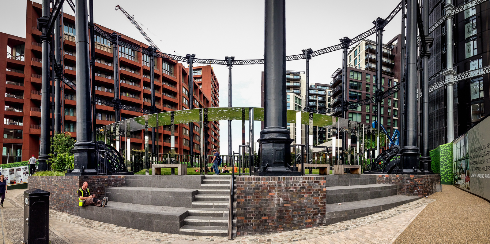 20160818_Camden_Gasholder-Park_Number-8