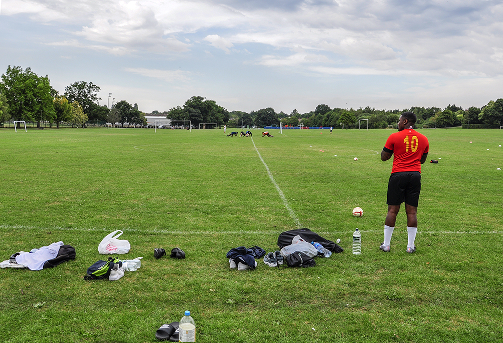 20160824_Barnet_Barnet-Playing-Fields_Ready-for-a-game