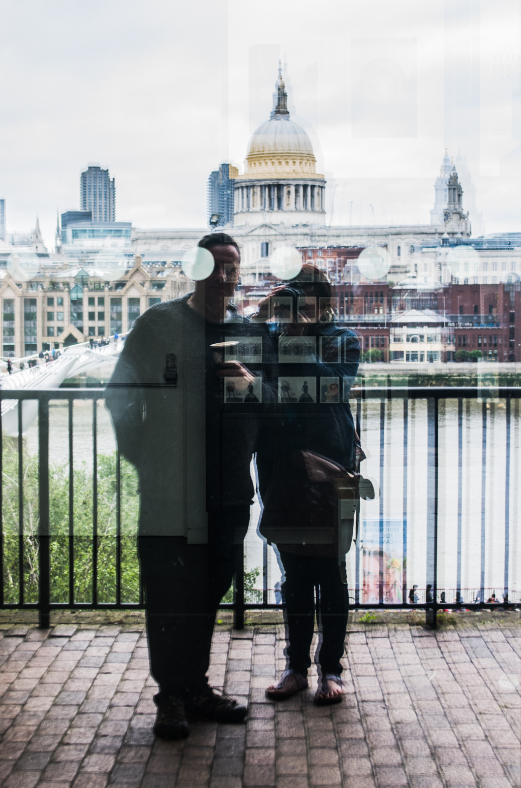 20160530_southwark_TateModern_Balcony-Selfie