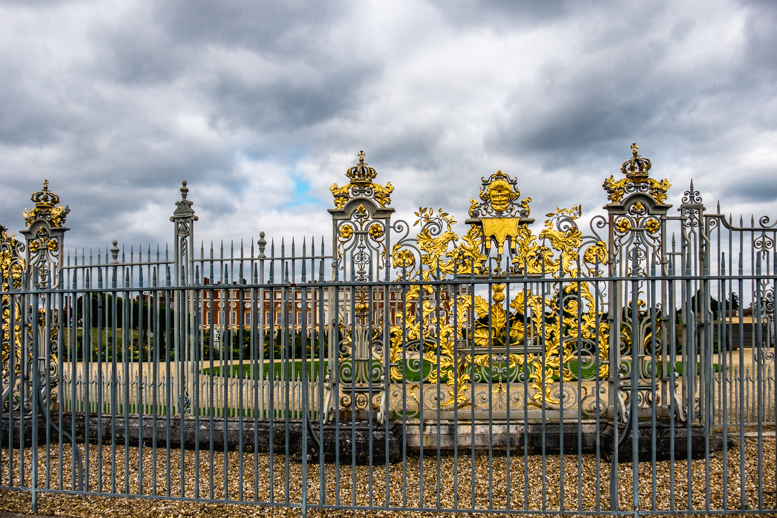 20160831_Richmond_Hampton-Court_Behind-the-Royal-Fence