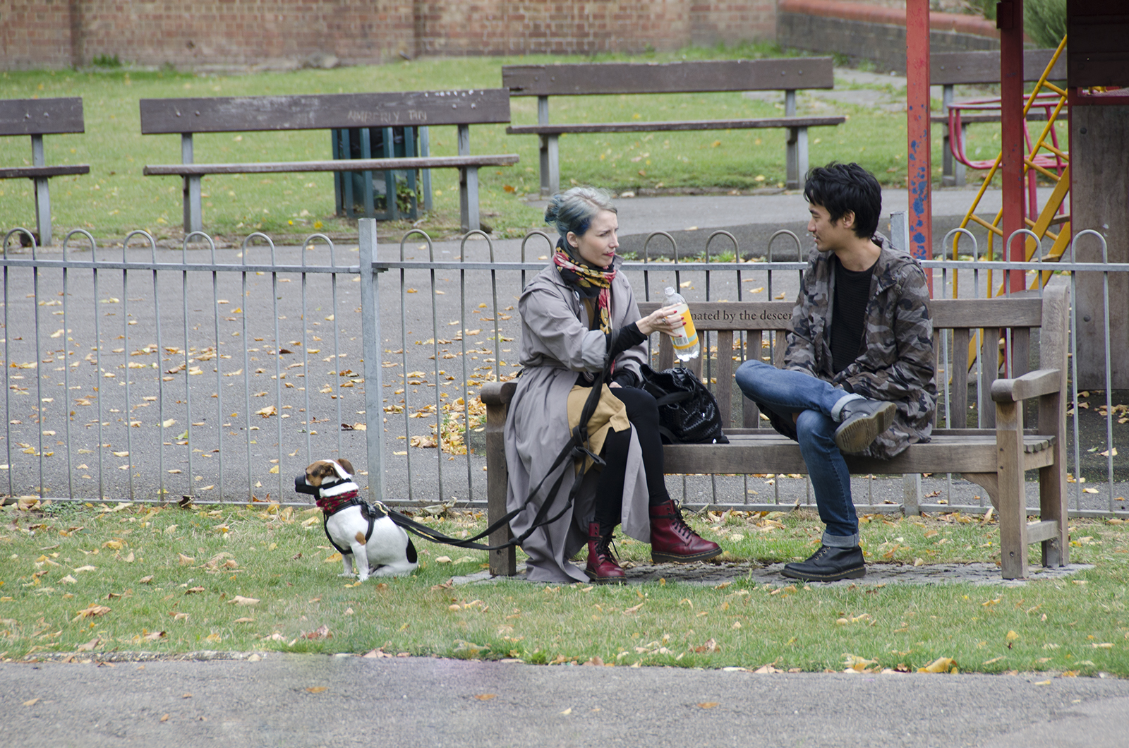 2016-09-17-Lambeth_Brixton-Windmill-Gardens_Autumn_People