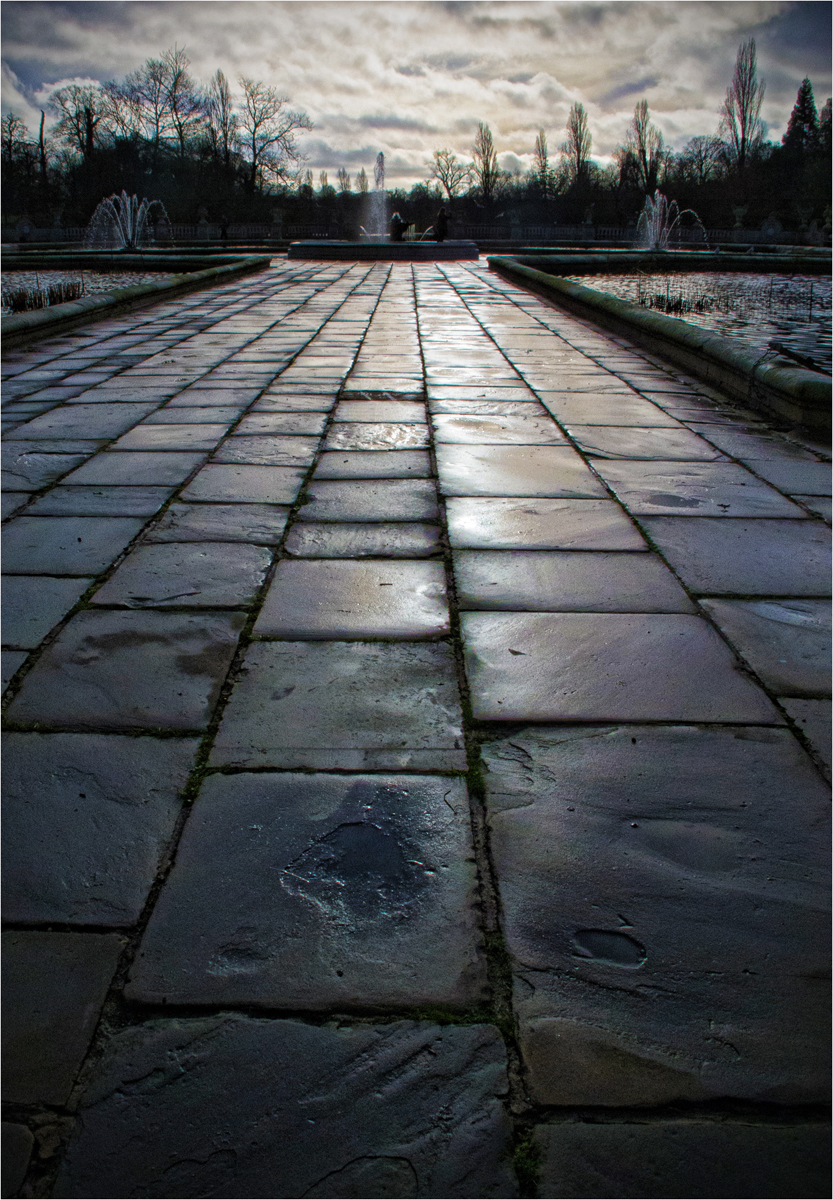 Kensington-Gardens-Italian-Garden