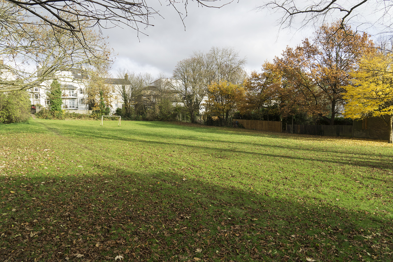 2016-11-24-Bromley_Small-Park-Space_Autumn_Landscape-Opp-Fox-Hill