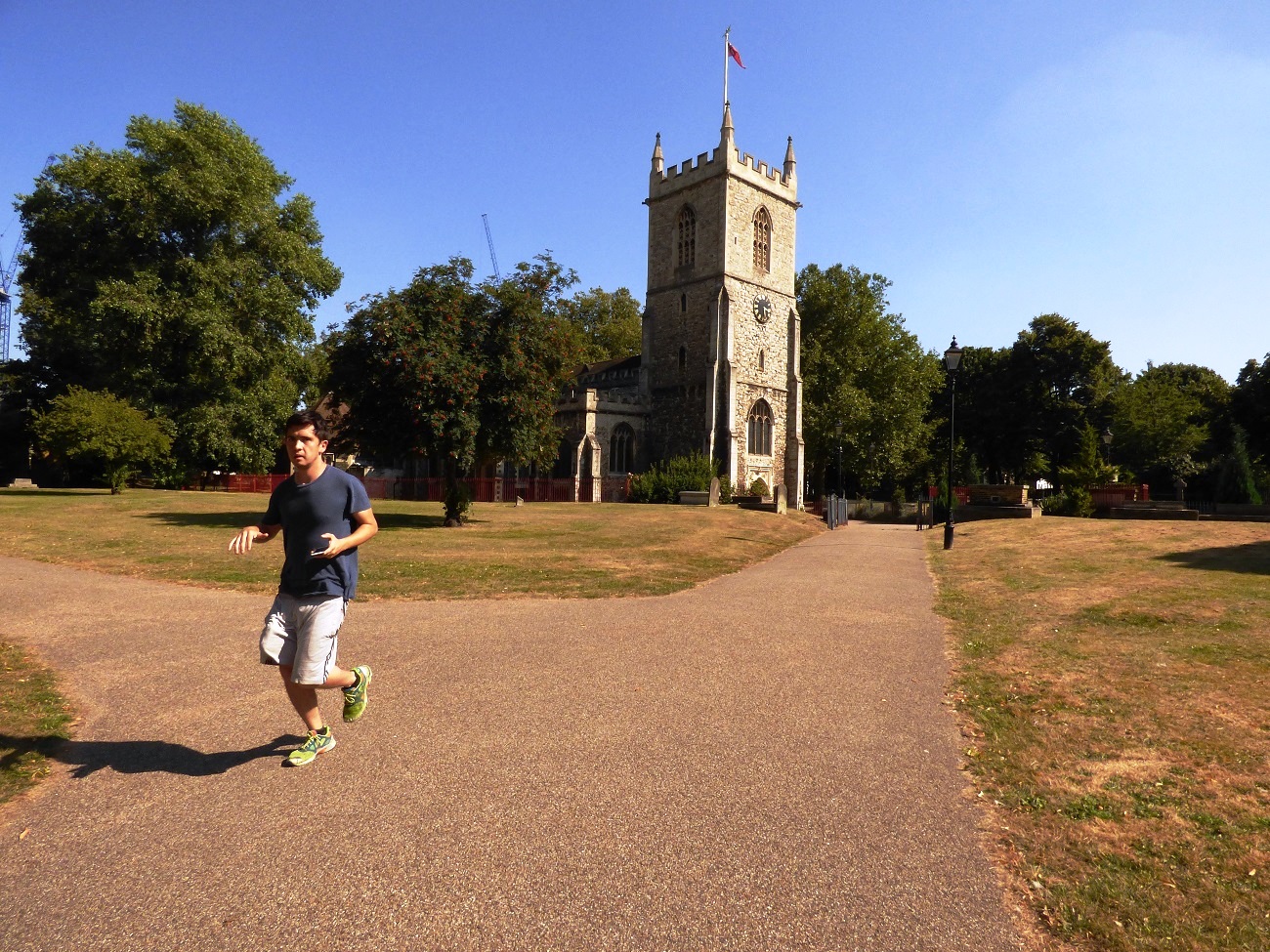 20160817_Tower-Hamlets_St-Dunstan-and-All-Saints-Church_Jog-on-by