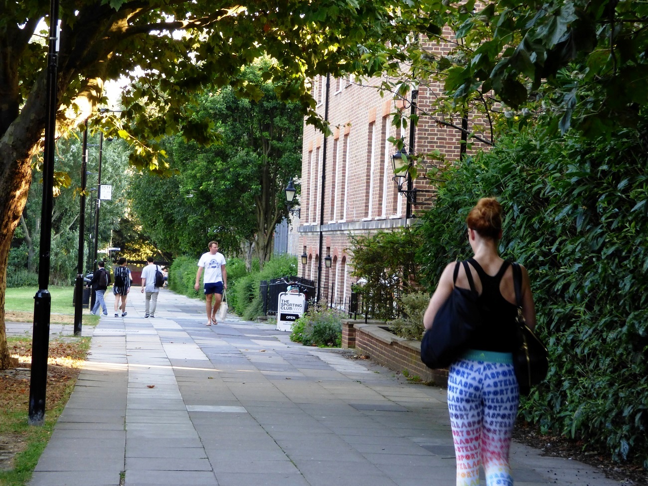 20160817_Tower-Hamlets_Wapping-Woods_Wapping-Woods-Walkway