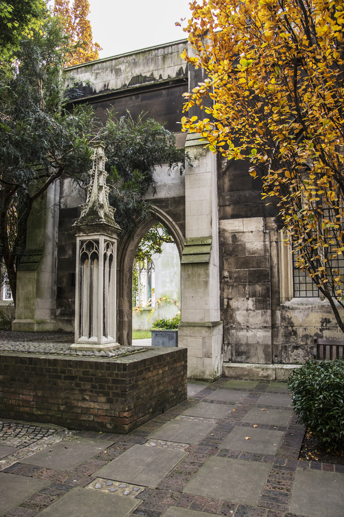 20161117_City-of-London_-St-Dunstan-in-the-East_Whats-left-of-C-Wrens-Church