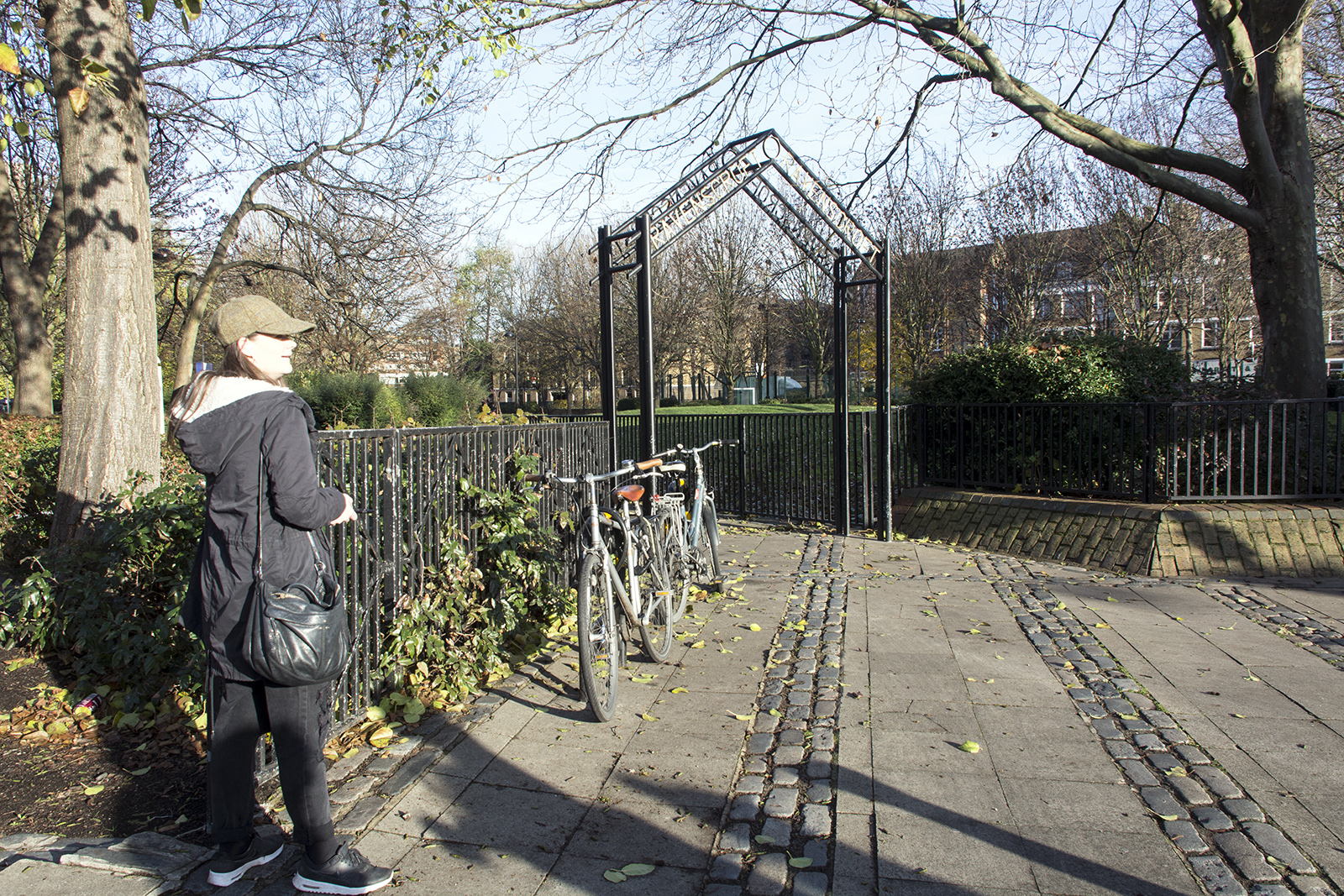 2016-12-11-Tower-Hamlets_Gardens_Winter_Landscape-Ravenscroft-Gardens