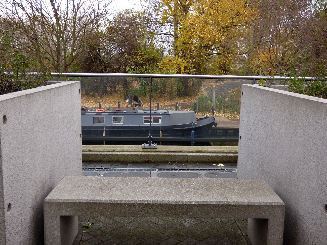 20161207_Hackney_Matchmakers-Wharf_A-seat-with-a-view