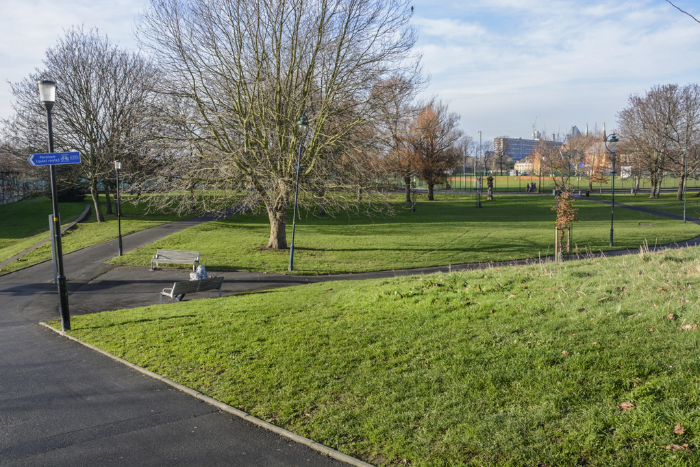 20170106_Southwark_Surrey-Linear-Canal-Park_Sunny-winter-day