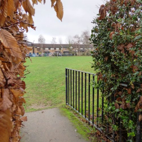 20170107_Newham_Forest-Lane-Park_Entrance-to-Recreation-Ground
