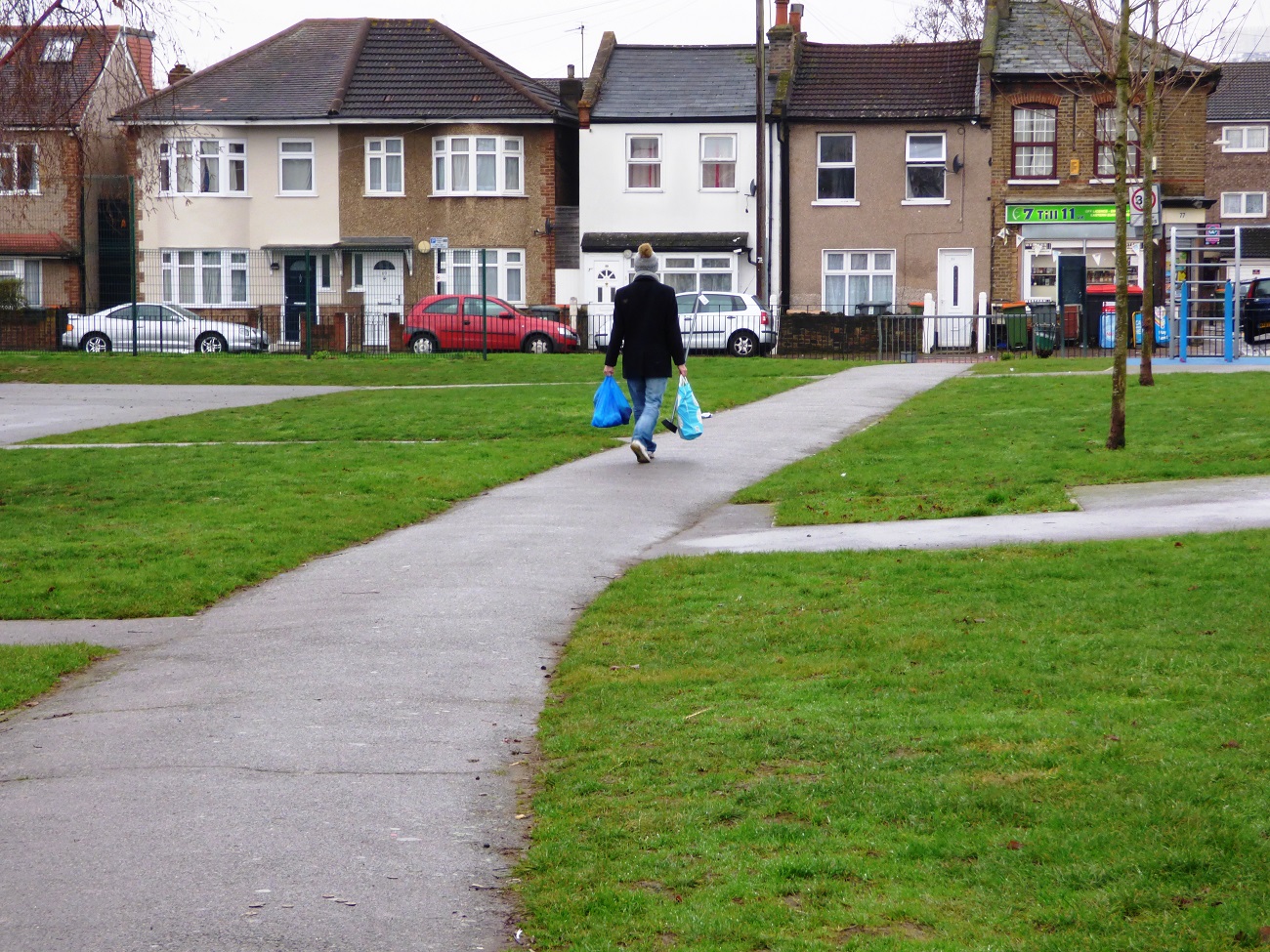 20170107_Newham_Odessa-Road-Open-Space_Shopping-route