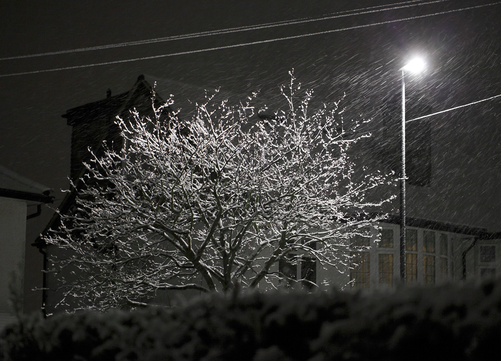 20170112_Croydon_Bennetts-Way_Night-flurry