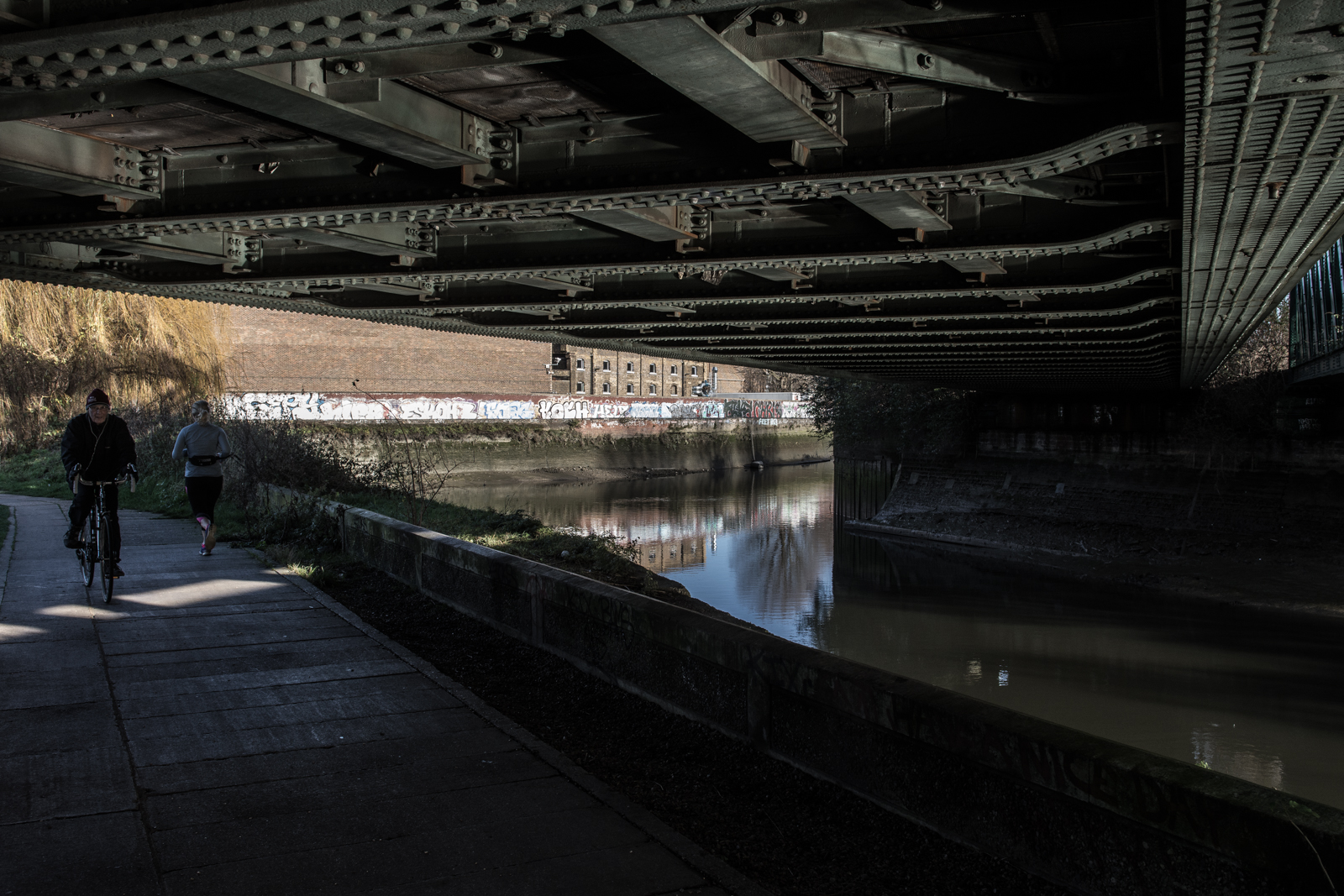 Bridge-over-River-Lee-Navigation-DSP1459