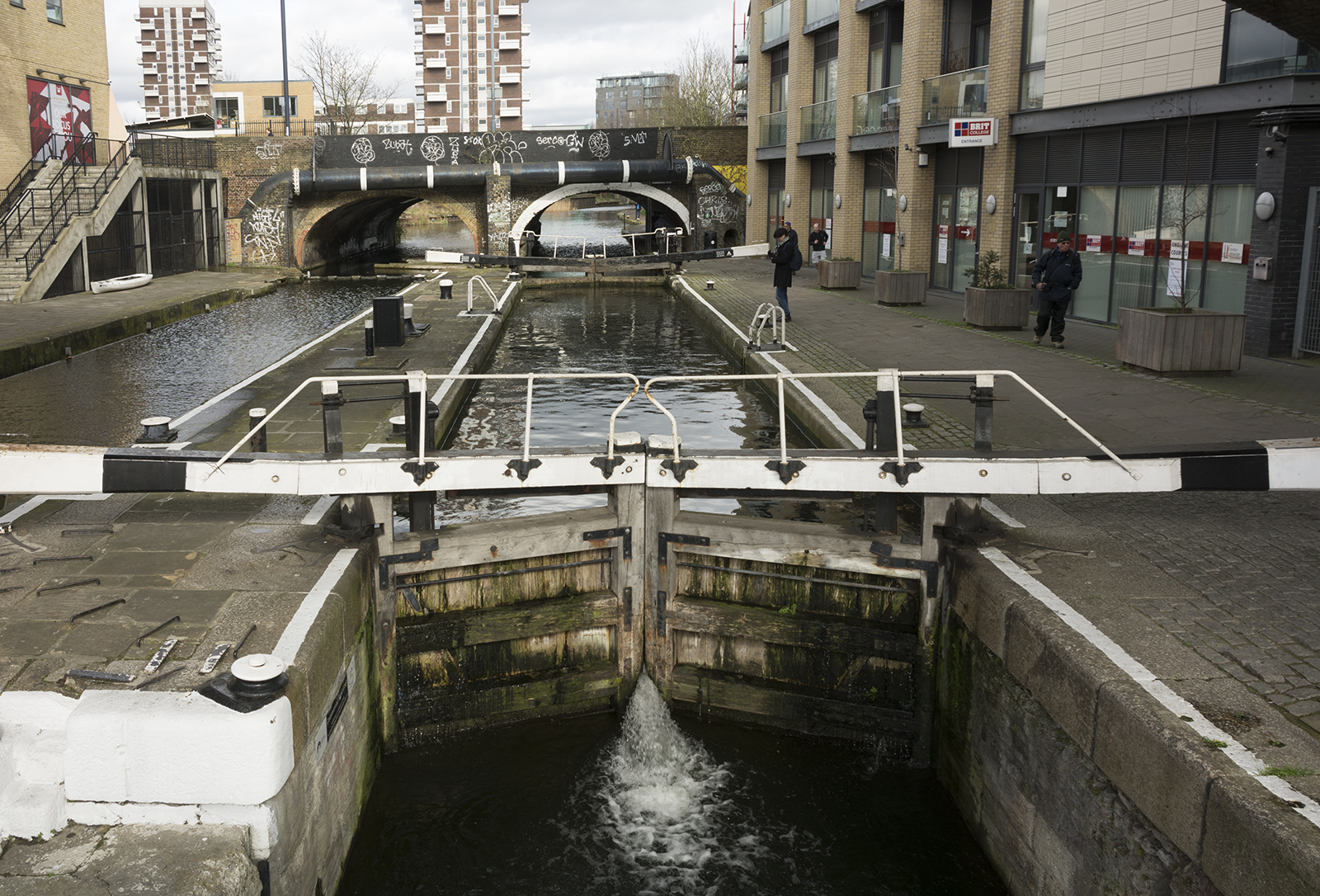 2017-02-26-Tower-Hamlets_Canals-and-Rivers_Landscape_Winter-Limehouse-Basin