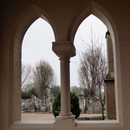 20170126_Waltham-Forest_Saint-Particks-RC-Cemetery_Tall-Trees-through-the-Arches