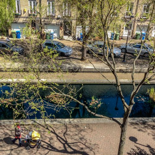 20160504_Southwark_Albion-Channel_Strolling-along-with-baby