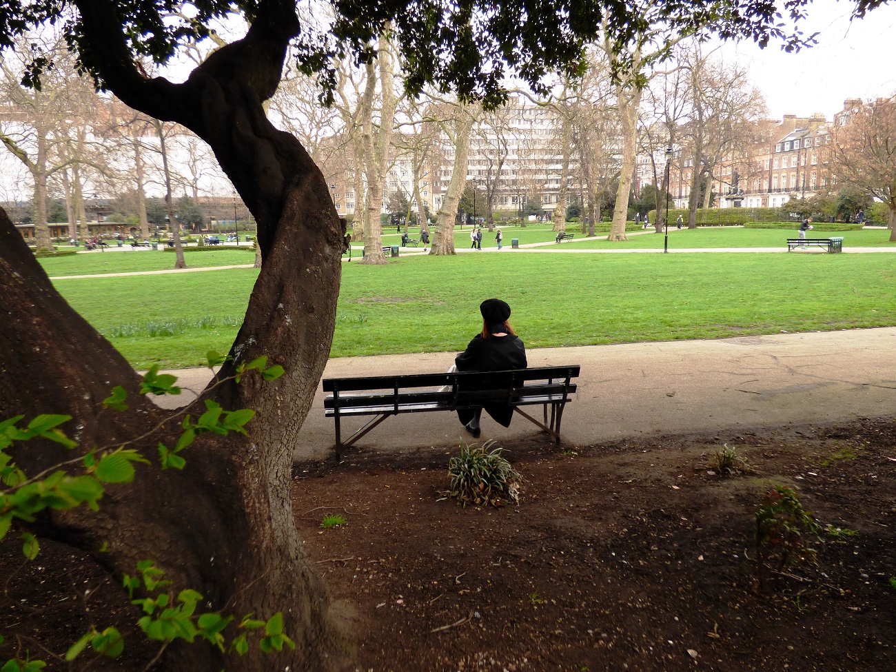 20170323_Camden_Russell-Square_Enjoying-the-view