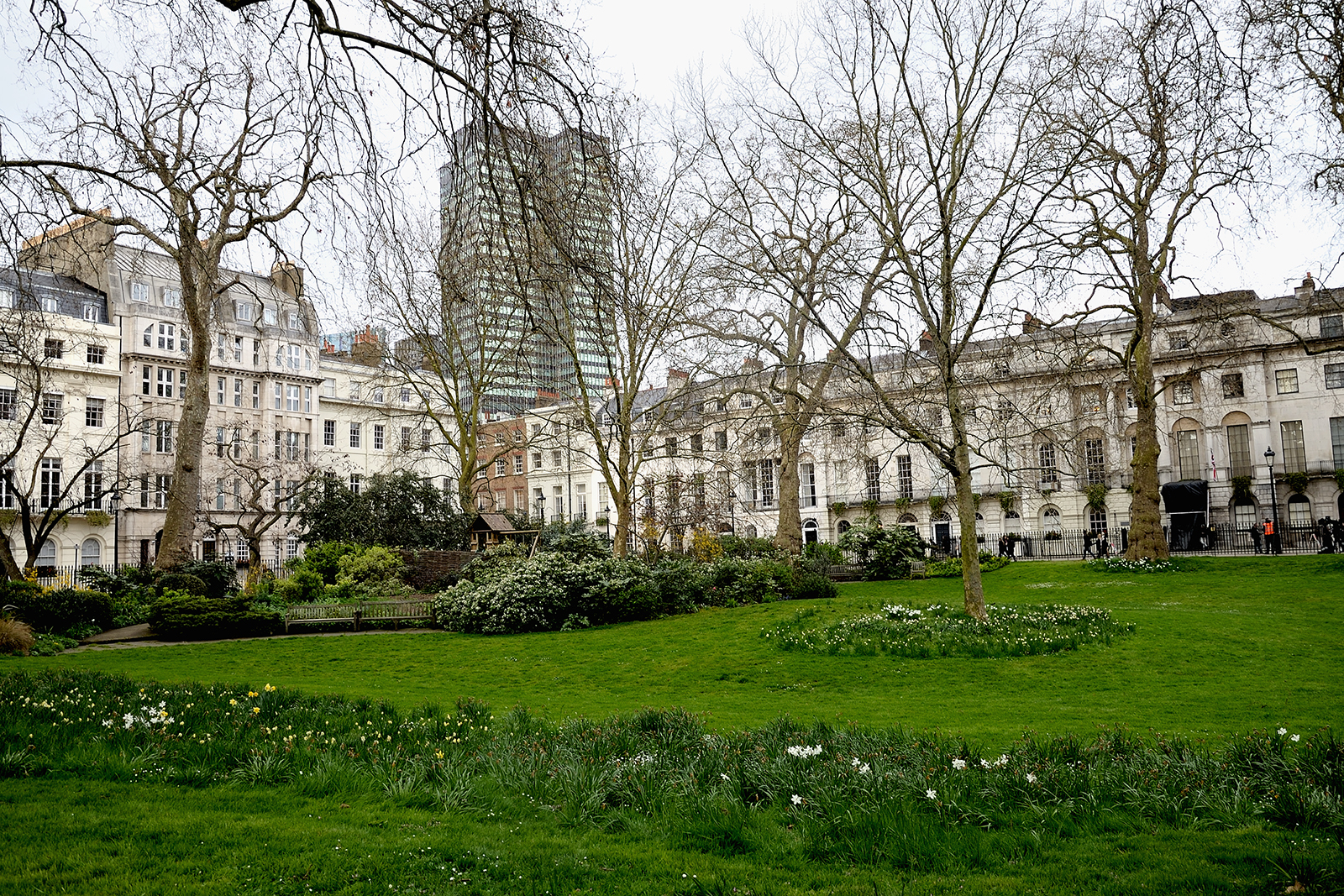 20170329_Camden_Fitzroy-Square_The-old-and-the-new