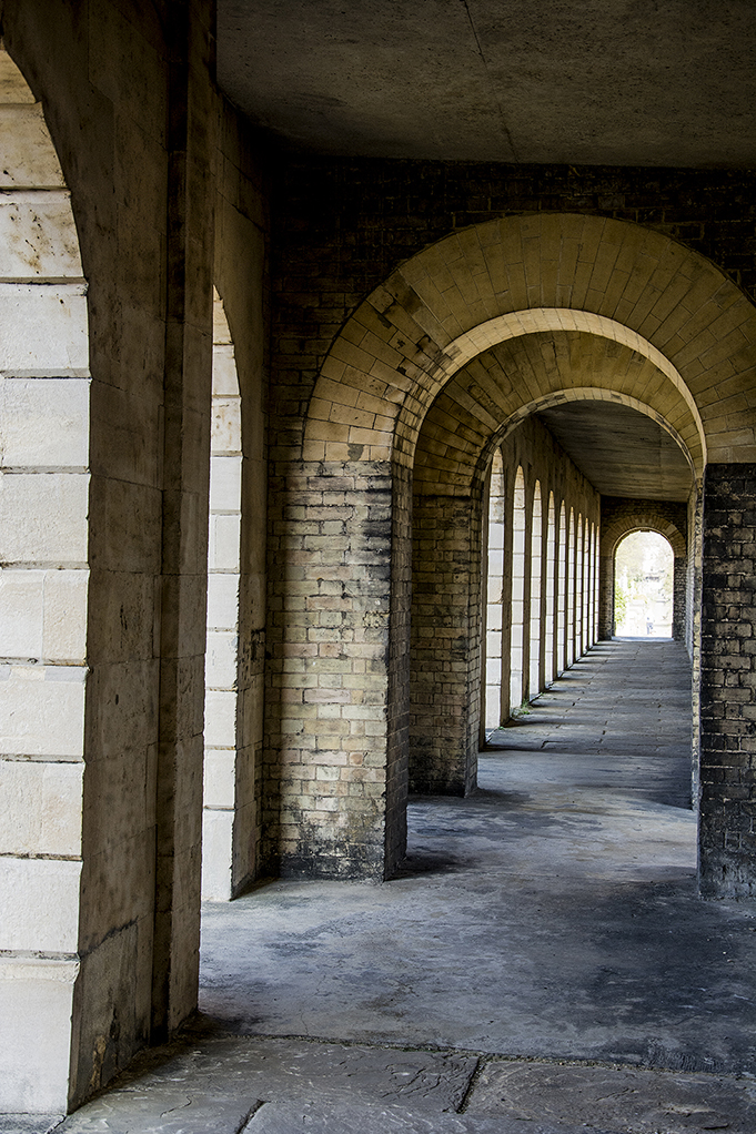 20170409_Hammersmith-and-Fulham_-Brompton-Cemetery_Arches